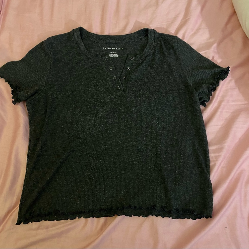 American Eagle gray baby doll t shirt size M